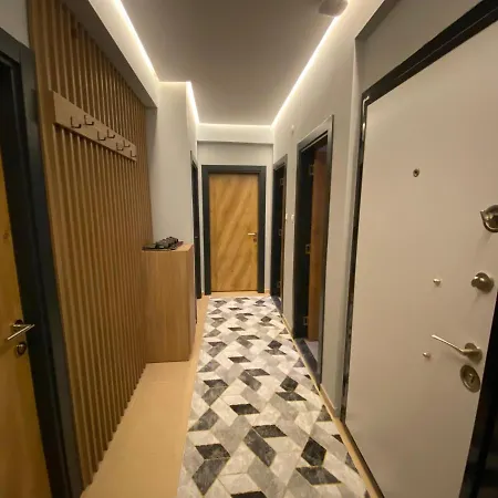 Genc Apartment